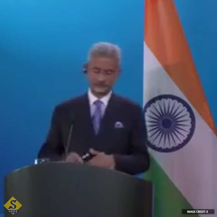  হাসিনাকে ফেরাতে ঢাকার সঙ্গে কাজ : জয়শঙ্কর 