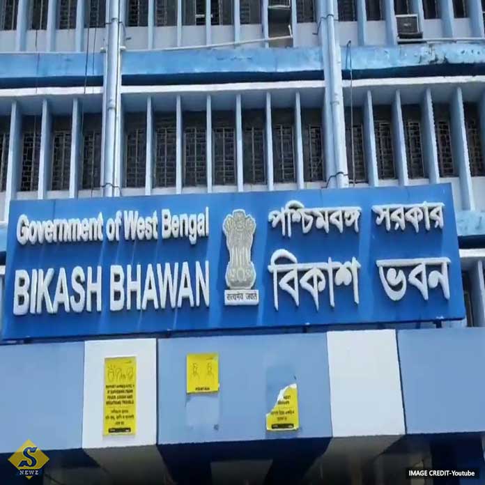 বিকাশ ভবনের গুদামে টেট-র অযোগ্যদের নথি 