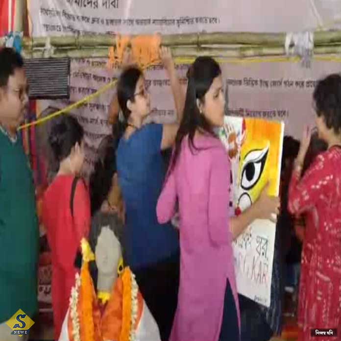 Dwadashi-of-junior-doctors'-hunger-strike-in-Dharmatala