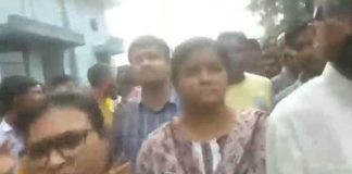 কাঁটাপুকুরে বিক্ষোভ, অগ্নিমিত্রা-মীনাক্ষী-দীপ্সিতাদের বিরুদ্ধে মামলা