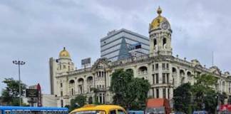 কলকাতা-সহ দক্ষিণবঙ্গে হালকা বৃষ্টির সম্ভাবনা