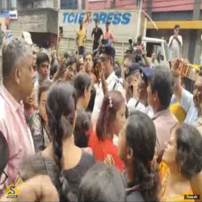 চাঁদনি চক, ধর্মতলার মোড়, অভয়া পরিক্রমায় দফায় দফায় ধুন্ধুমার