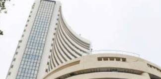 সপ্তাহান্তে ঘরে দাঁড়াল শেয়ার বাজার