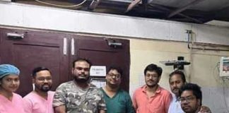 স্থিতিশীল অনিকেত, বাকিরা অনড় অনশনে