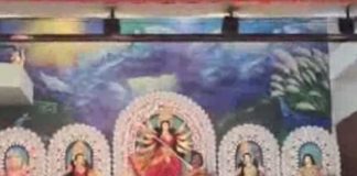 ঢাকেশ্বরী সহ সব মন্দিরে ভক্তদের ভিড়