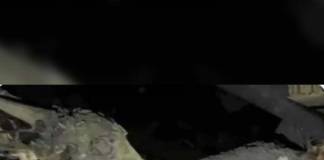 রেললাইনে কাঠের গুঁড়ি, দুর্ঘটনা এড়াল ট্রেন