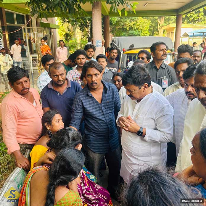 অন্ধ্রপ্রদেশে বিদ্যুৎস্পৃষ্ট হয়ে মৃত ৪ শ্রমিক