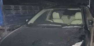 বাংলাদেশের ২ ছাত্র সমন্বয়কের গাড়িতে ট্রাকের ধাক্কা