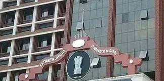 Black flag not disrespectful to CM Court
