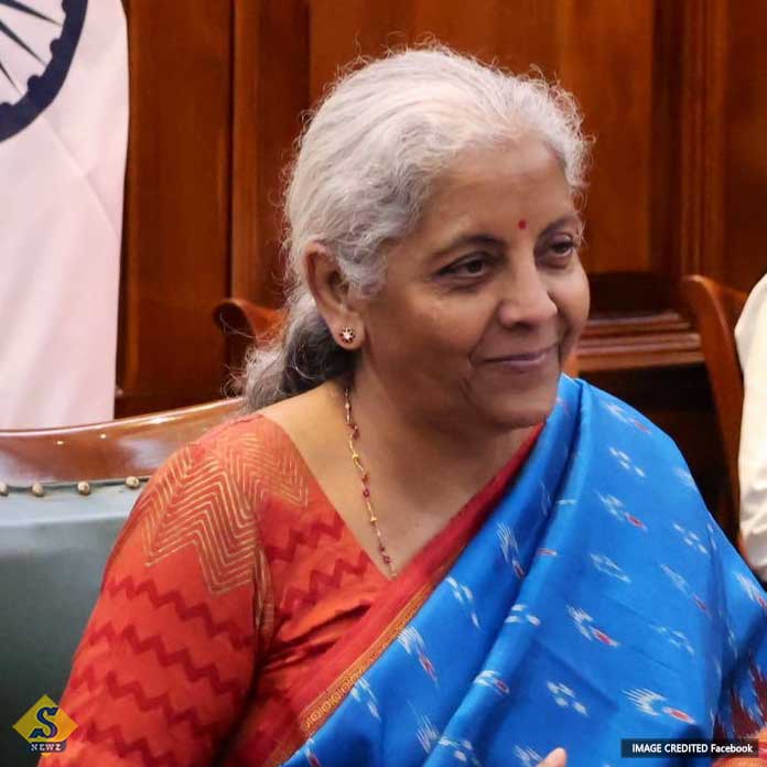 সরকার প্রতিক্রিয়াশীল, মূল্যবৃদ্ধিতে নির্মলা 