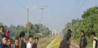 মেয়েকে বিয়ের প্রস্তাবে না, বাবাকে কুপিয়ে খুন যুবকের MAYER BABA K KHUN