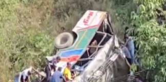জানলা দিয়ে খাদে যাত্রীরা, উত্তরাখণ্ডে ভয়াবহ অভিজ্ঞতা