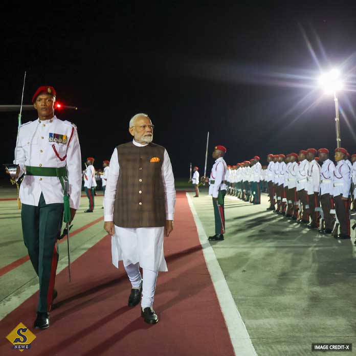 Prime Minister, Guard of Honour, on first visit to Guyana in 56 years
