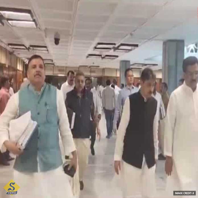 ওয়াকফ বিল : জেপিসি ত্যাগের ইঙ্গিত বিরোধীদের, চিঠি 