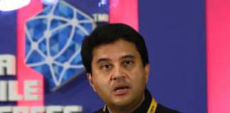 আইন মানলে মাস্কের স্টারলিঙ্ককে লাইসেন্স : মন্ত্রী