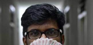 অস্থায়ী কর্মবন্ধুদের বেতন বৃদ্ধি রাজ্যের
