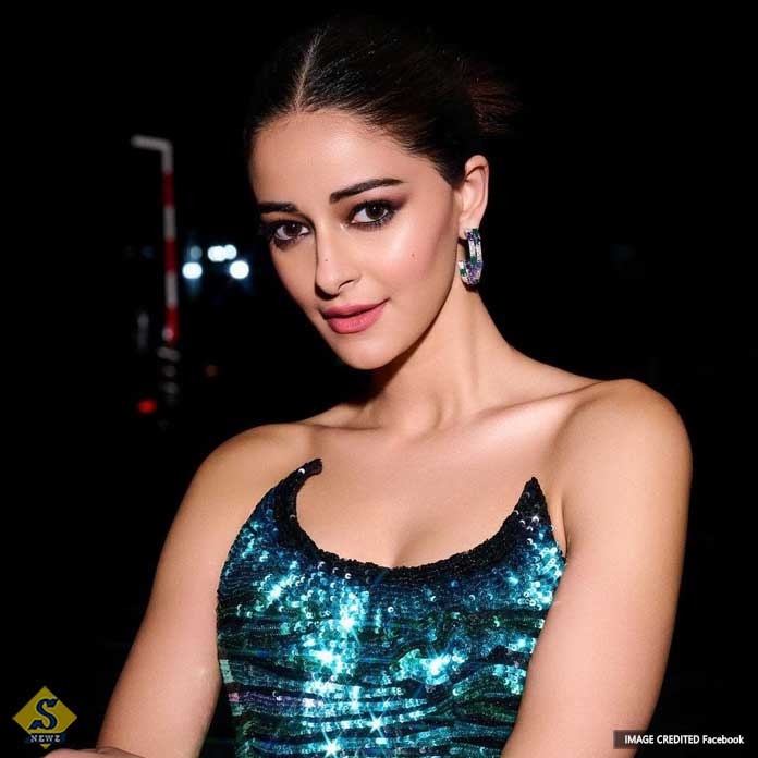একটা শক্ত কাঁধ চান অনন্যা