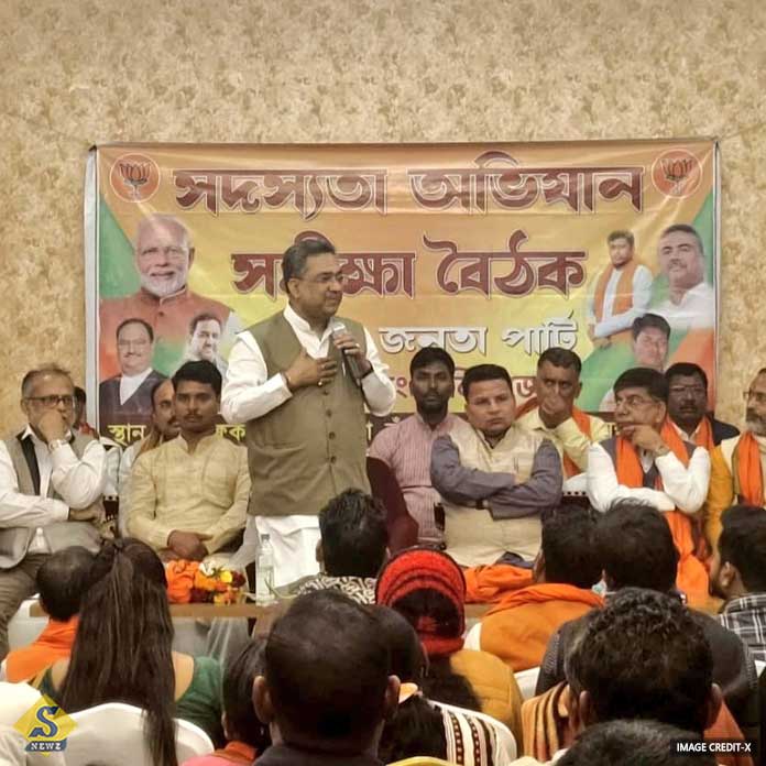 পশ্চিমবঙ্গে সঙ্কটে বিজেপির অভিযান, বৈঠকে সাংসদরা 
