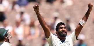 টেস্টে ২০০ উইকেটের মাইলফলক বুমরাহ-র