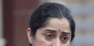 মোদীর উপদেষ্টাকে নিশানা কংগ্রেসের, পাল্টা