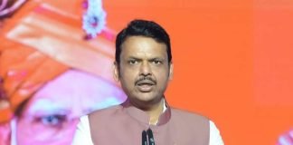 বদলা নয়, বদলের বার্তা নয়া মুখ্যমন্ত্রী দেবেন্দ্র ফডণবীসের
