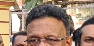 ভারত দখলে চোখ উপরে ফেলার হুঁশিয়ারি ফিরহাদের