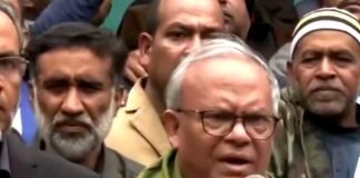 মমতা ললিপপ খেলে, বাংলাদেশ কি আমলকি খাবে : বিএনপি