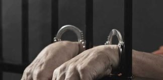 লজে নাবালিকা নির্যাতন, পাহারা দিতেন অভিযুক্ত-র স্ত্রী-মেয়ে