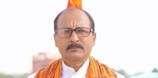 সদস্য সংগ্রহে জ্যাকেট-টাকার টোপ, বিতর্কে বিজেপি বিধায়ক