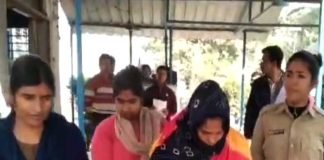 বাগদা থেকে ধৃত ২ বাংলাদেশি