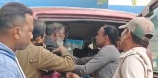 কীর্ণাহারে মদ্যপ অবস্থায় গৃহবধূকে যৌন নির্যাতনের অভিযোগ