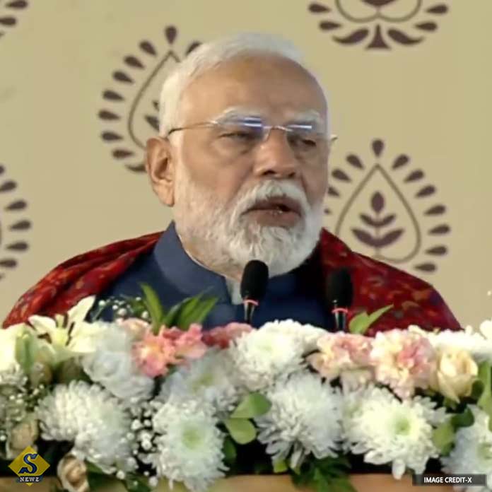Could-have-built-Shisamahal-for-himself--Modi