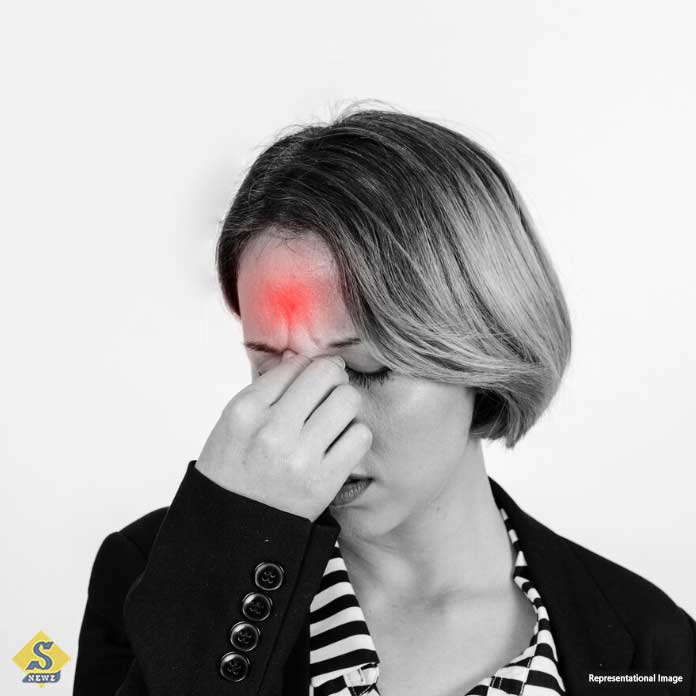 মাইগ্রেনের ব্যথা বাড়ায় খাবার 