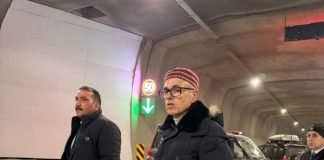 সোনমার্গের সুড়ঙ্গের ছবি পোস্ট করে মোদীকে সাধুবাদ ওমরের