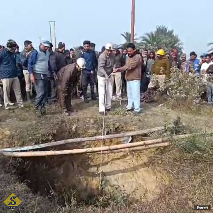 আসানসোলে পরিত্যক্ত অবৈধ কয়লা খনিতে যুবক, চলছে উদ্ধারকাজ