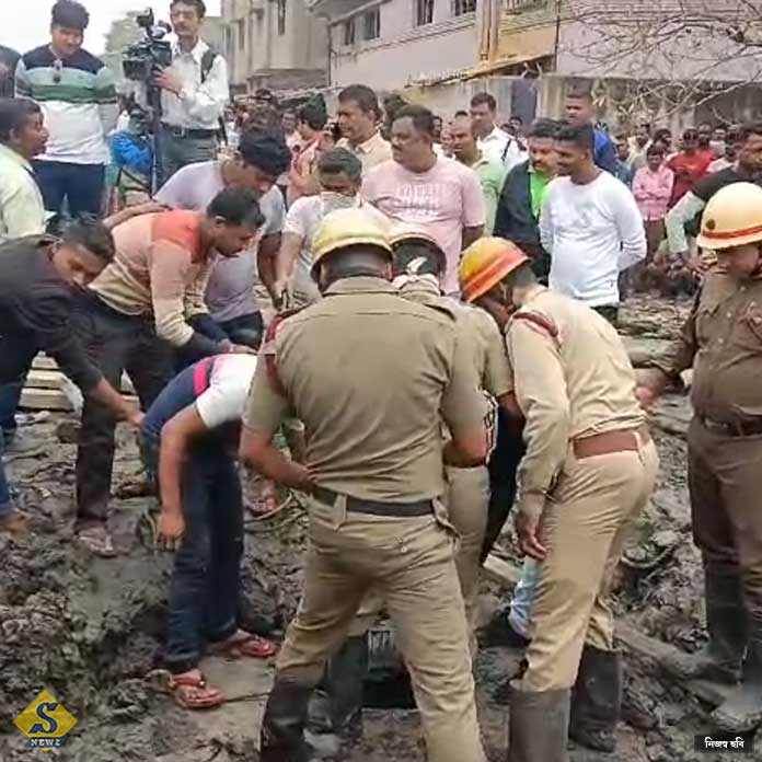 সুপ্রিম নির্দেশের পরেও ম্যানহোল পরিষ্কার, তলিয়ে ৩ শ্রমিক