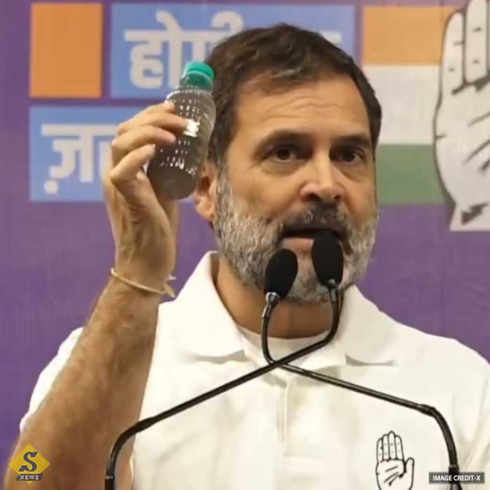 যমুনার জল খান কেজরিওয়াল, ফের চ্যালেঞ্জ রাহুলের 