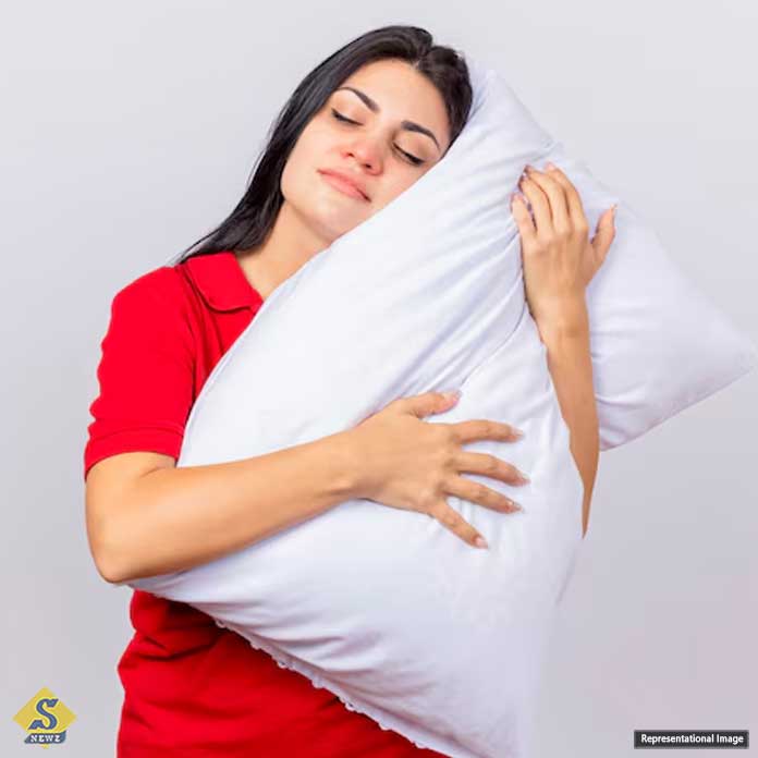 সঠিক বালিশে ঘুমান 