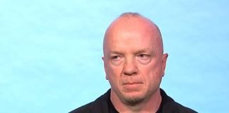 ফেঁসে গেলেন ১৮০ সন্তানের বাবা