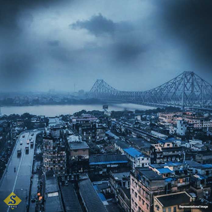 বজ্রবিদ্যুৎ-সহ বৃষ্টি, ঝোড়ো হাওয়া কলকাতায়