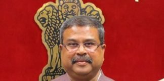 আঞ্চলিক ভাষাকে ধ্বংস করছে হিন্দি, স্তালিনকে পাল্টা ধর্মেন্দ্র-র