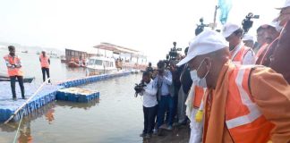 মহাকুম্ভের ঘাট পরিষ্কারে যোগী আদিত্যনাথ