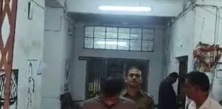 আসানসোলে কিশোরীকে গণধর্ষণে অভিযুক্ত ৪ যুবকের কোর্টে আত্মসমর্পণ