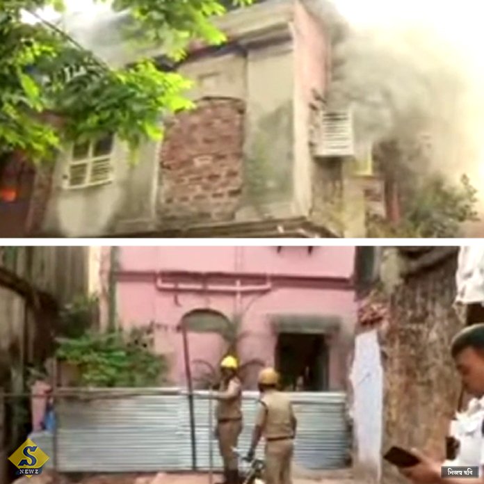 Abandoned-house-on-fire-in-Hazra