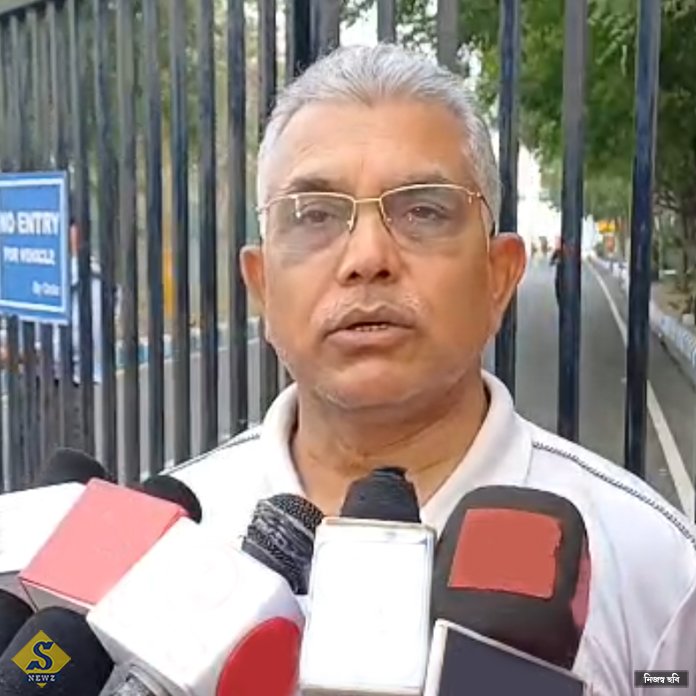 Akhil-Giri's-claim-of-'lathipeter'-by-Dileep