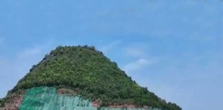 বিতর্কে জগন্মোহন রেড্ডির শিশমহল