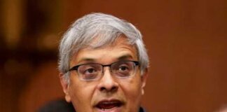 মার্কিন ন্যাশনাল ইন্সিটটিউট অব হেলথ-এর ডিরেক্টর জয় ভট্টাচার্য