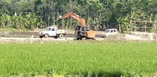 হাবড়ার কুমড়ায় মাটি মাফিয়াদের দৌরাত্ম্য