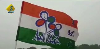 মমতা-র বক্তৃতার সময় বিক্ষোভ, সোচ্চার তৃণমূল