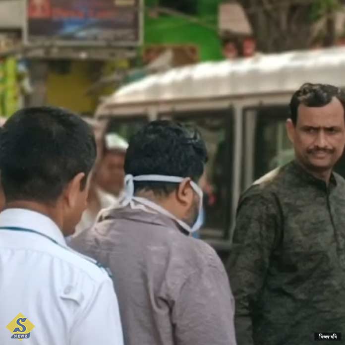 ট্যাংরা : আইনজীবী নিতে নারাজ, প্রসূন পুলিশ হেফাজতে